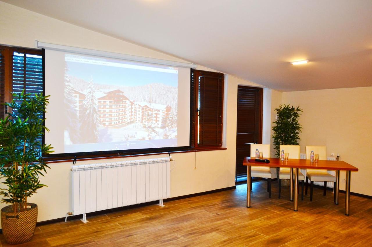 Aparthotel Forest Nook Pamporovo Bagian luar foto