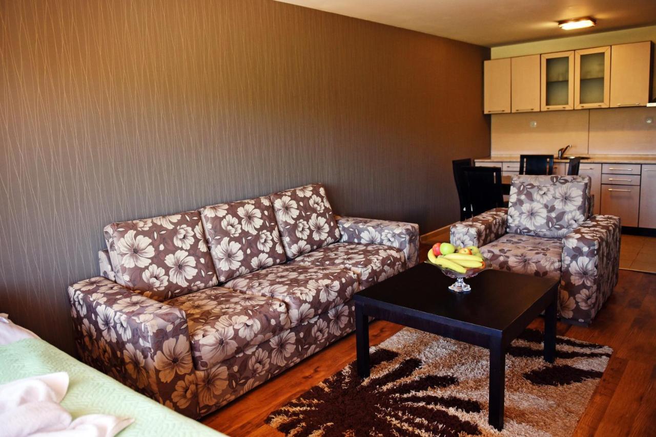 Aparthotel Forest Nook Pamporovo Bagian luar foto