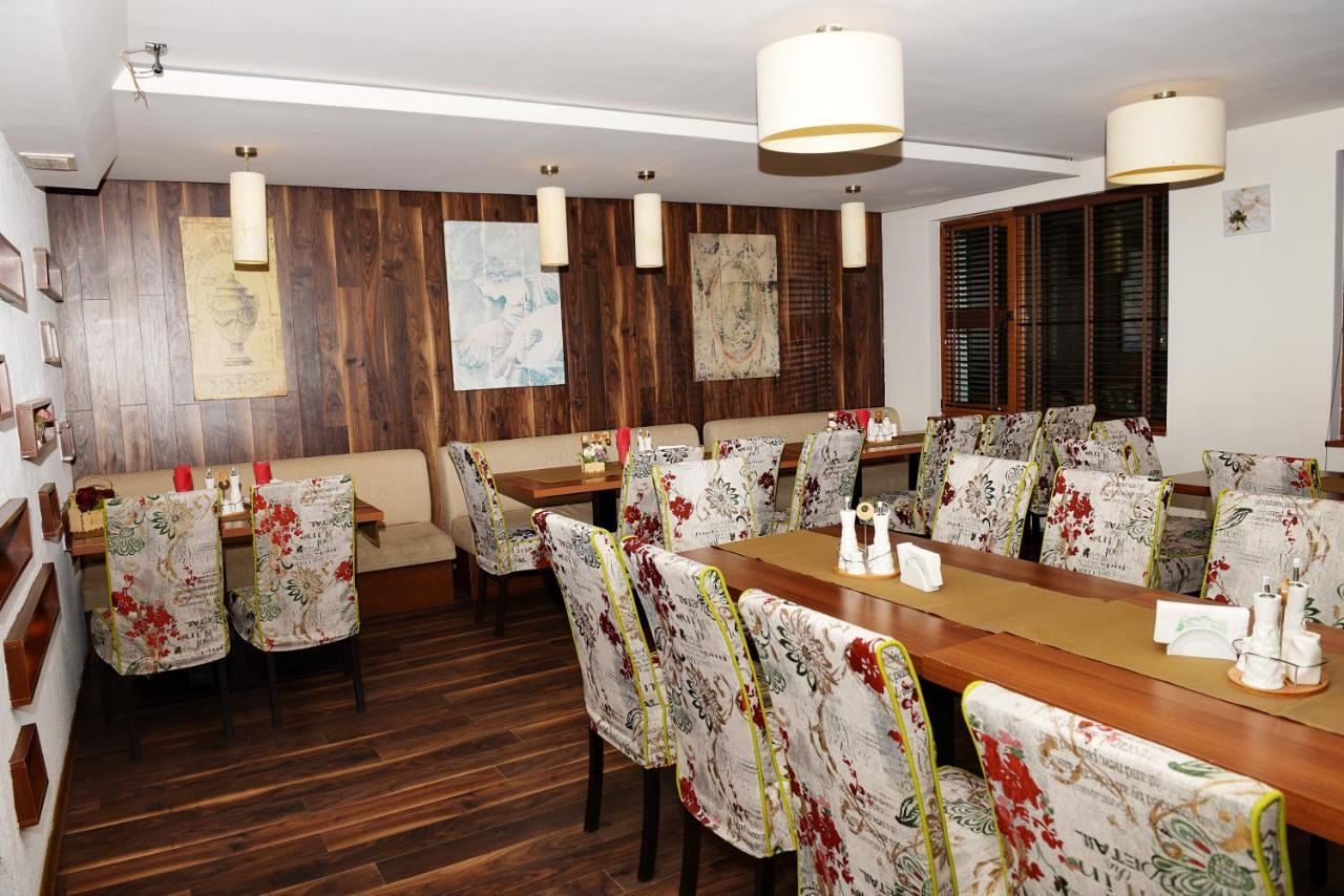 Aparthotel Forest Nook Pamporovo Bagian luar foto