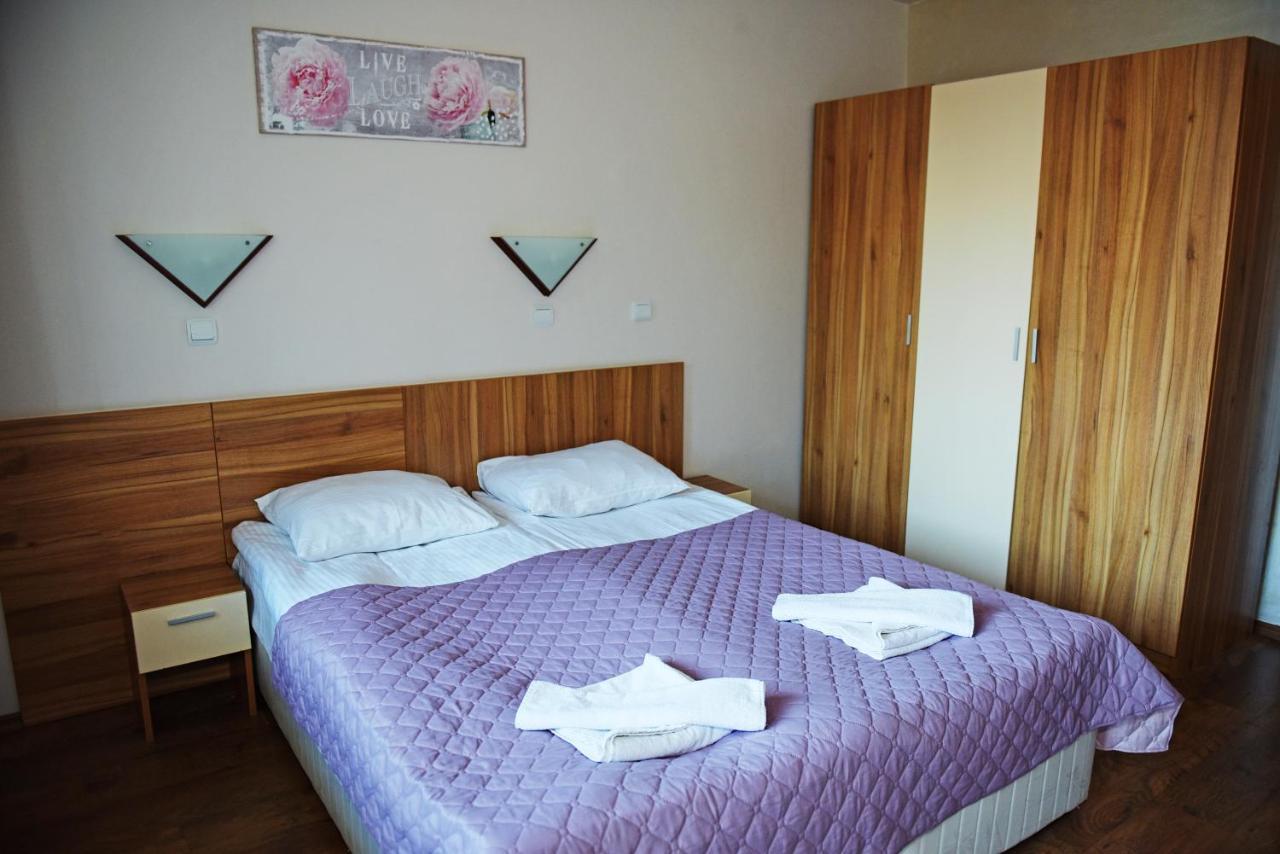 Aparthotel Forest Nook Pamporovo Bagian luar foto