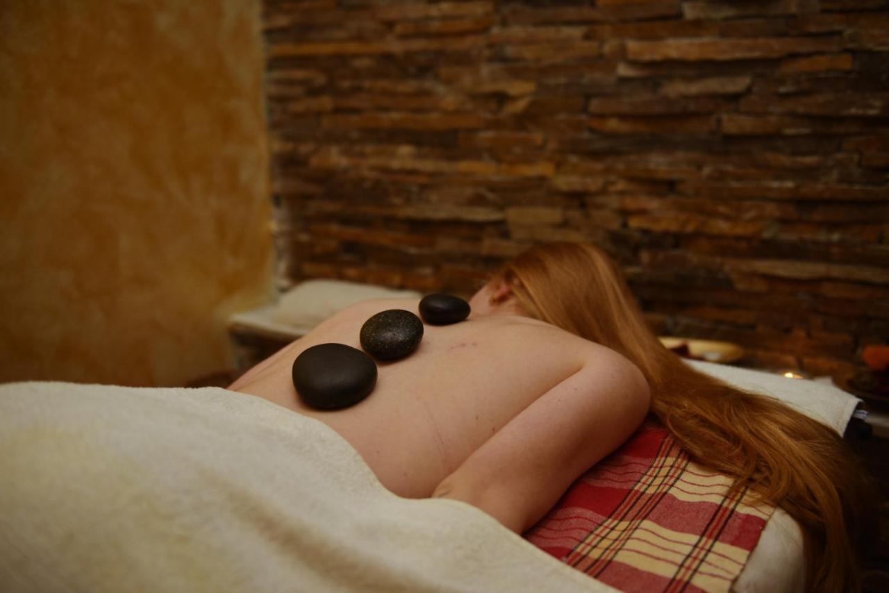 Aparthotel Forest Nook Pamporovo Bagian luar foto