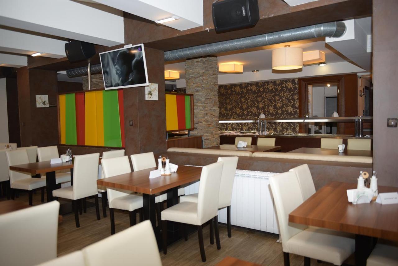 Aparthotel Forest Nook Pamporovo Bagian luar foto