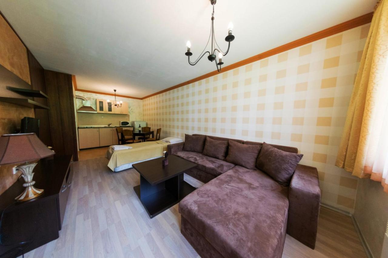 Aparthotel Forest Nook Pamporovo Bagian luar foto